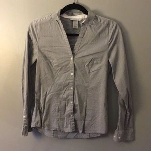 🌟H&M tailored fit Button Down Shirt